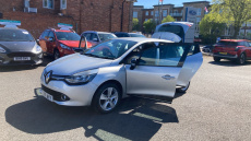 Renault Clio 1.2 16V Dynamique Nav 5dr Petrol Hatchback